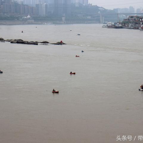 探秘江湖游戏攻略：揭秘背后的玩法与技巧，带你开启全新游戏体验