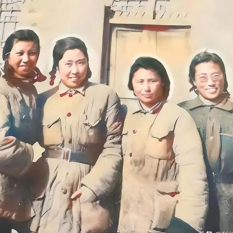 三个英雄人物事迹：勇敢无畏的战士、仁爱善良的慈善家、智慧卓越的领袖，他们的光辉成就永载史册。