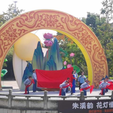 (血染小镇steam多少钱可以联机吗)血染小镇steam版：如何下载？有哪些特色和玩法？